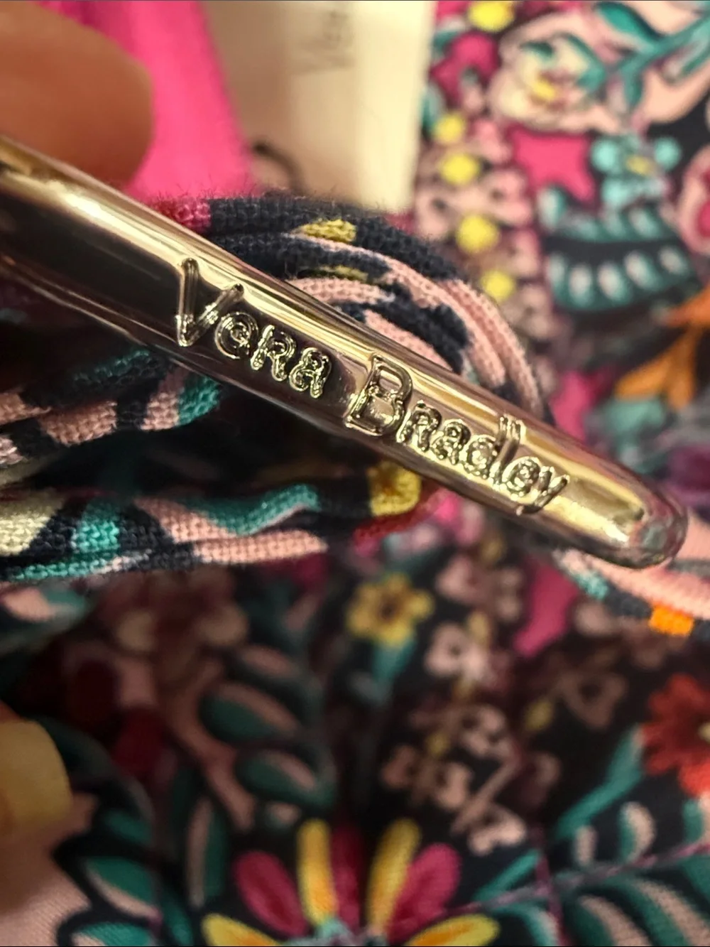WOW POSHMARK - Authentic Vera Bradley NWT Iconic Large On The Go Crossbody!